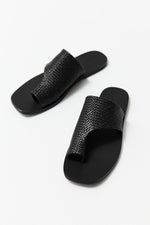 Woven Abstract Slide