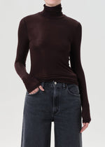 AGOLDE Pascale Turtleneck in Root